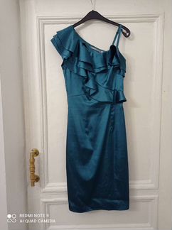 Платье- футляр, атласное, цвет морской волны. р.42