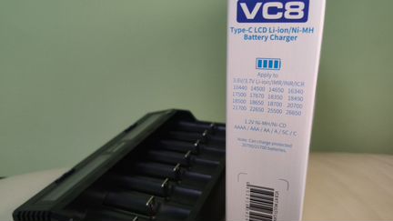 Xtar VC8 Зарядное устройство для 8 аккумуляторов