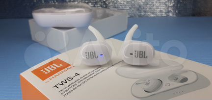 Наушники JBL беспроводные Вакуумные Микрофон Кейс