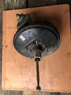 Вакуумный усилитель вакуумник Golf 3 Vento Passat