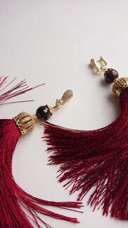 Серьги кисточки бордовые с натуральным гранатом