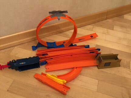 Hot wheels трек