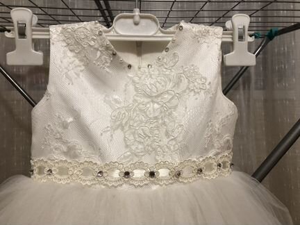 Платье нарядное