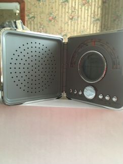 Радиоприёмник и часы