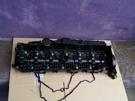 Клапанная крышка bmw g30