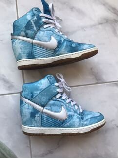 Кроссовки Nike