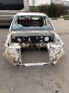 Кабина передняя часть Toyota Hilux 2005-2015