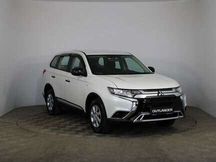 Mitsubishi Outlander 2.0 CVT, 2020