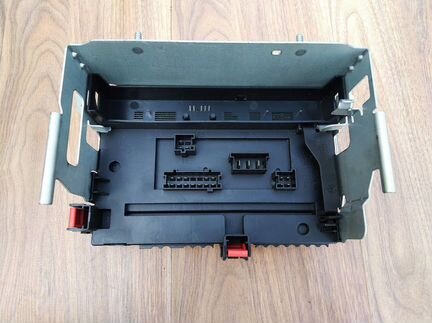 Блок предохранителей и реле Mercedes W221 C216