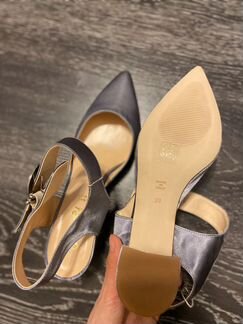 Новые атласные туфли Yoox, внутри кожа (38р)