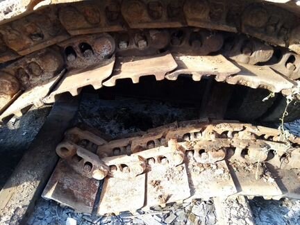 Гусеницы CAT325dl