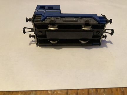 Модель железной дороги Локомотив 16мм гдр 1:87 но