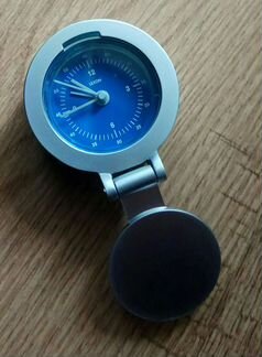 Миниатюрные часы Lexon mini 