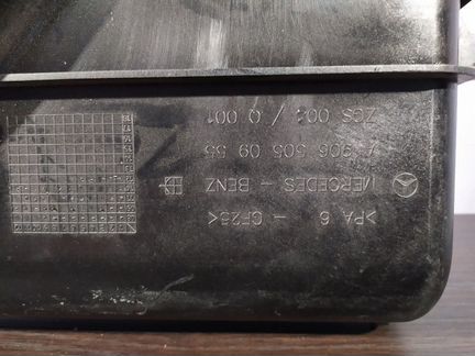 Кожух радиатора Мерседес спринтер