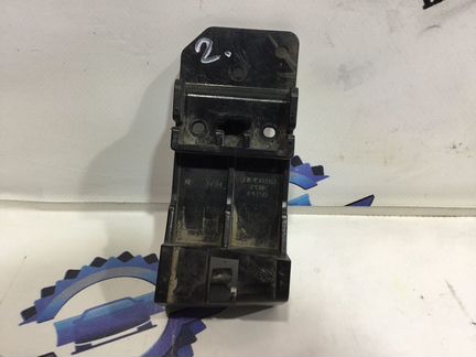 Кронштейн крепления фары левый Mazda 6 GH