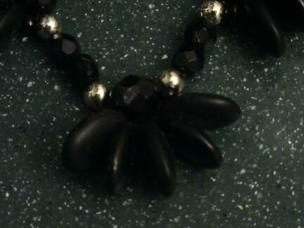 Чёрные бусы Чешская бижутерия винтаж