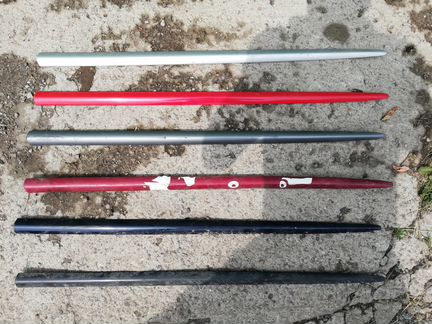 Молдинг двери передний правый Pontiac Vibe