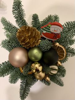 Новогодняя композиция на стол из нобилиса