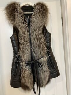 Жилетка меховая, стеганная кожа