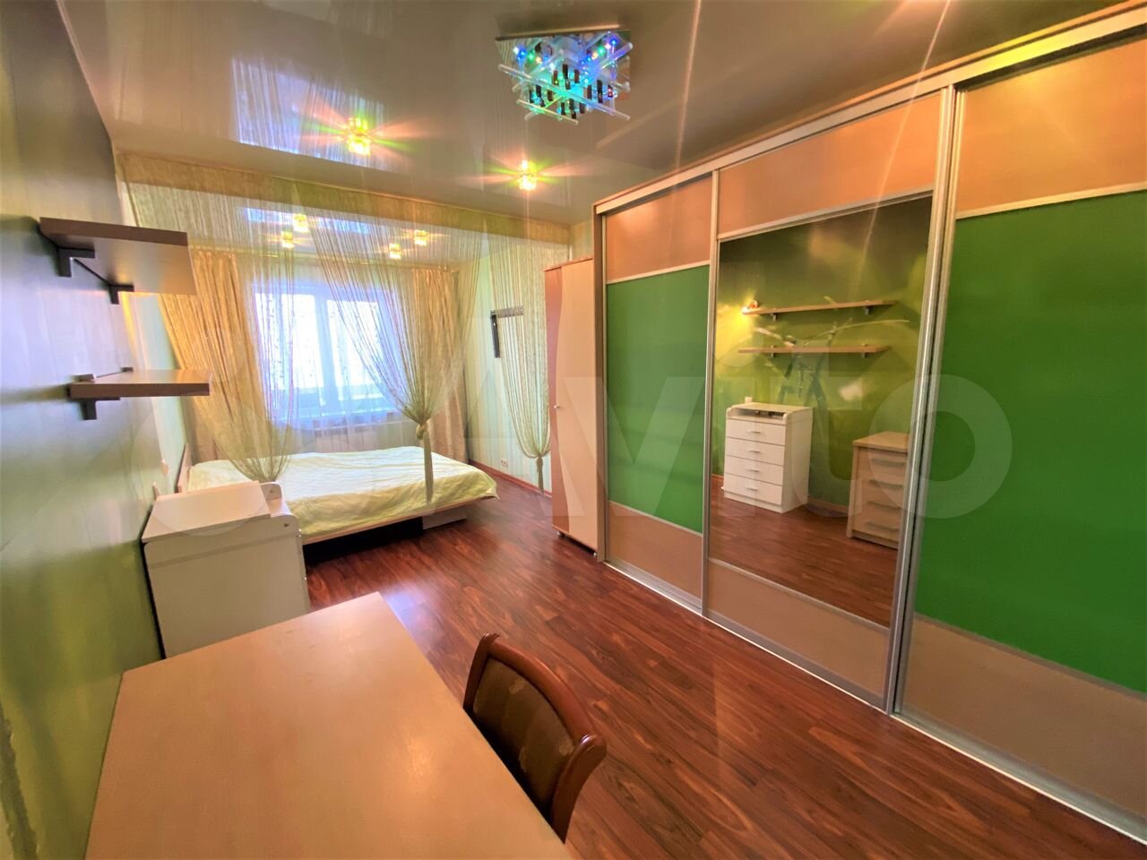 4-к. квартира, 210,9 м², 2/10 эт.