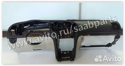 Saab 9-3 2003-2006г Приборная панель (торпедо)