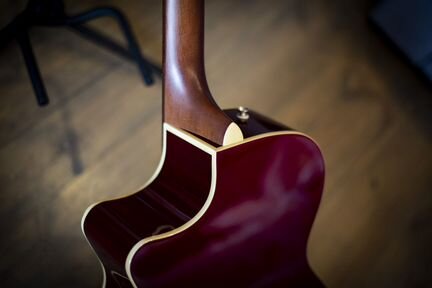 Fender Newporter Player CAR Электроакустика