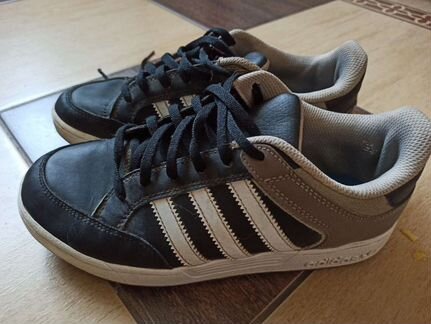 Кроссовки Adidas