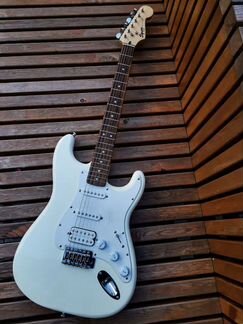 Fender Squier bullet strat