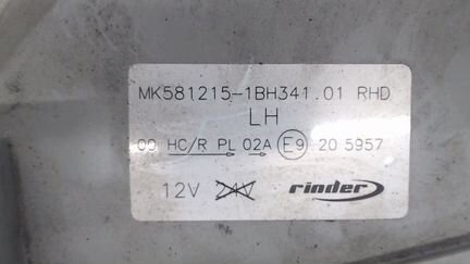 Фара (передняя) правая Mitsubishi Fuso Canter, 201