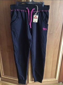 Спортивные брюки