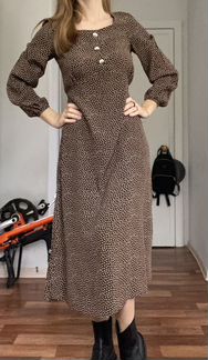 Платье в горошек Mango