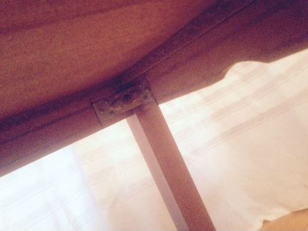 Журнальный столик