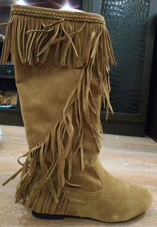 Сапоги замшевые,новые с лапшой