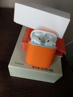 Оригинальные Airpods 2 в хорощем состоянии