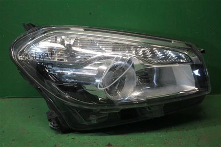 Фара правая Nissan Qashqai J10 рестайлинг