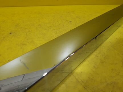 Молдинг крыла заднего правого Bentley Continental