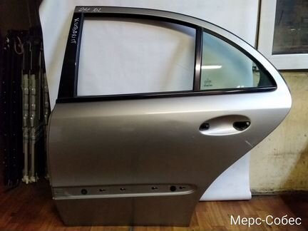 Дверь задняя Mercedes W211 левая