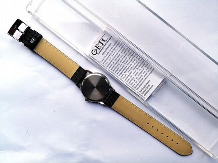 Часы Holsten
