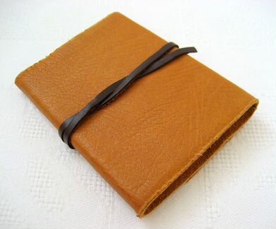 Блокнот кожаный, маленький, рыжий
