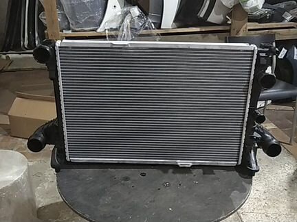 Мерседес кассета радиаторов двс W212 W207 W204 GLK
