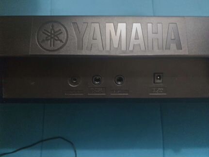 Синтезатор Yamaha psr e253