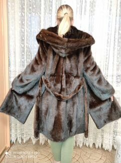 Шуба норковая с капюшоном. Греция
