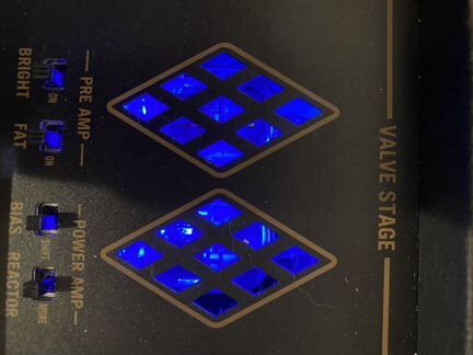 Комбоусилитель VOX AV30