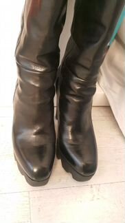 Сапоги кожаные на каблуке