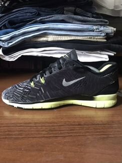 Кроссовки Nike