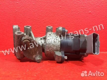 Клапан EGR правый Land Rover Discovery 3 L319
