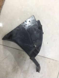 Дефлектор бампера передний правый Renault Kaptur 1