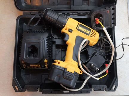 Аккумуляторная дрель, шуруповерт Dewalt