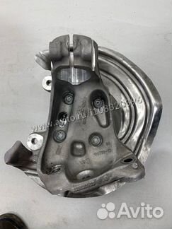 Кулак поворотный передний левый Bmw 4-Series F36