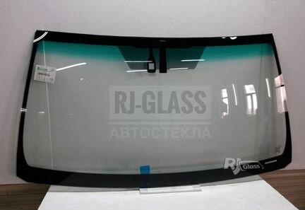 Лобовое стекло на Toyota Land Cruiser Prado
